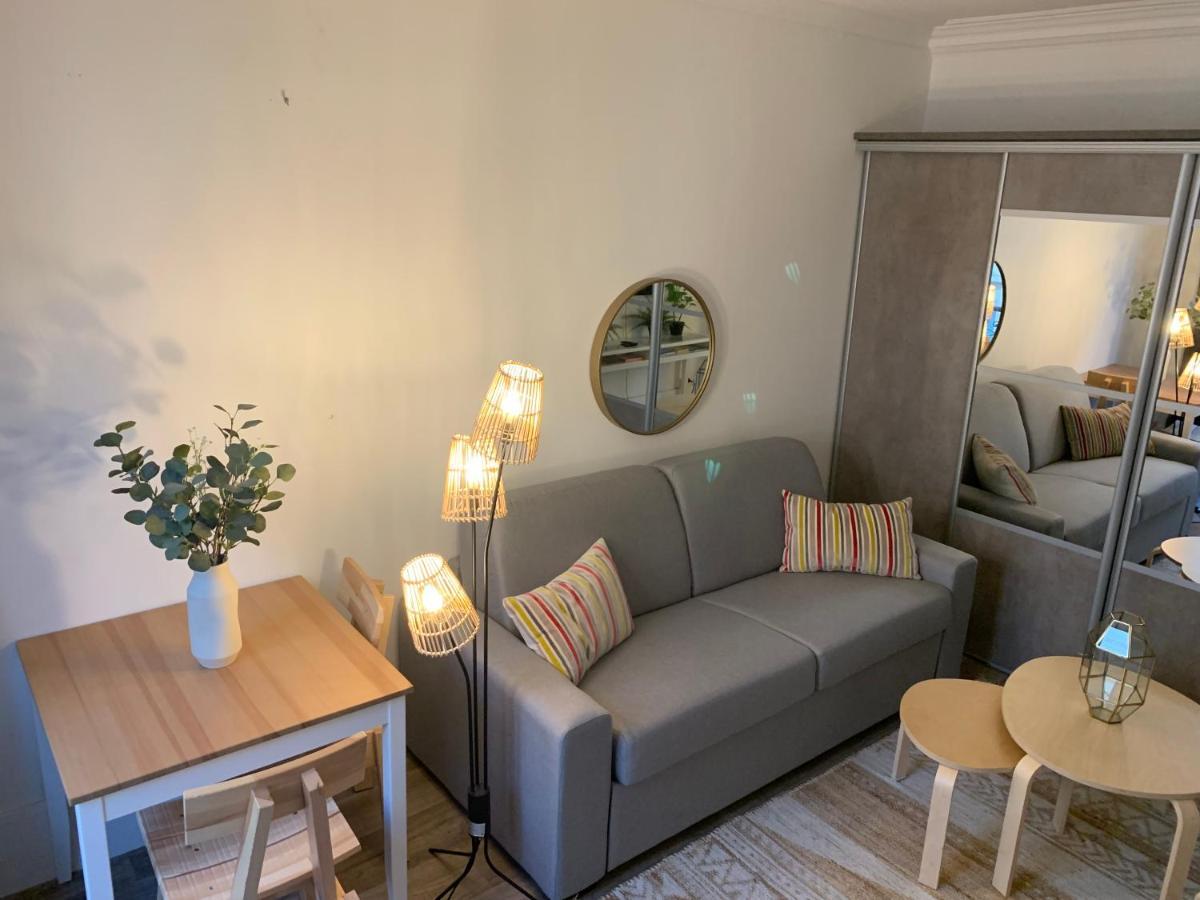 Studio Moderne Au Coeur De Paris Batignolles Kültér fotó