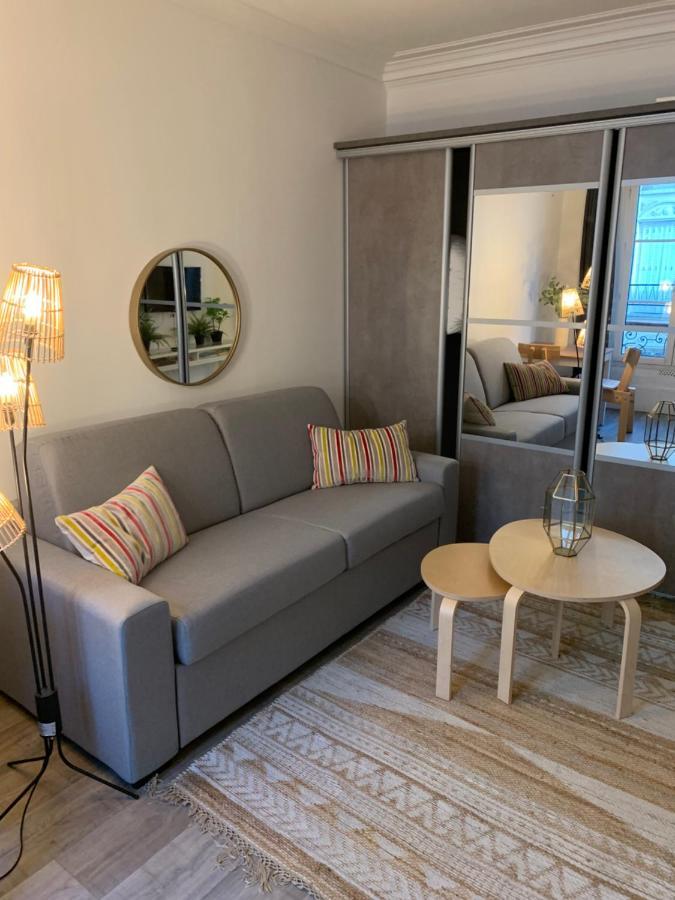 Studio Moderne Au Coeur De Paris Batignolles Kültér fotó