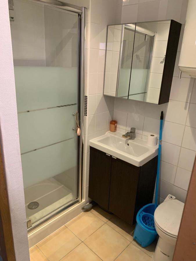 Studio Moderne Au Coeur De Paris Batignolles Kültér fotó