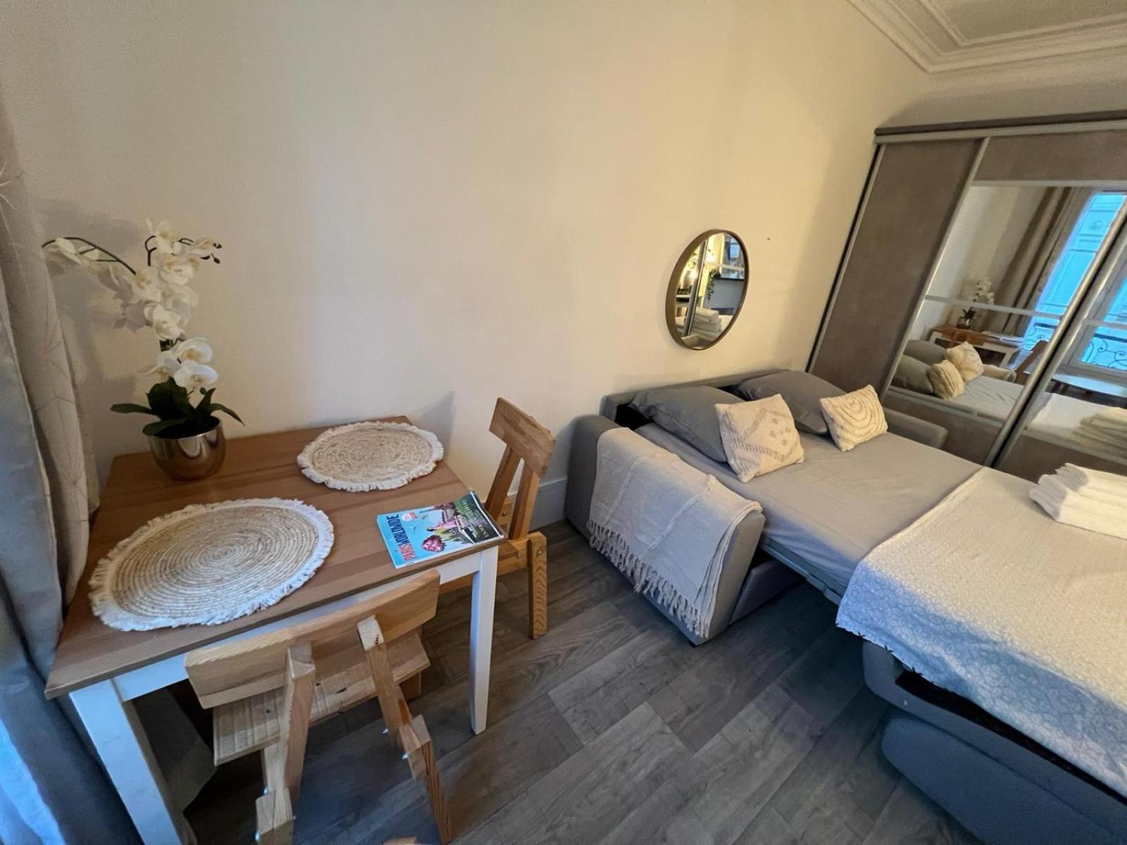 Studio Moderne Au Coeur De Paris Batignolles Kültér fotó